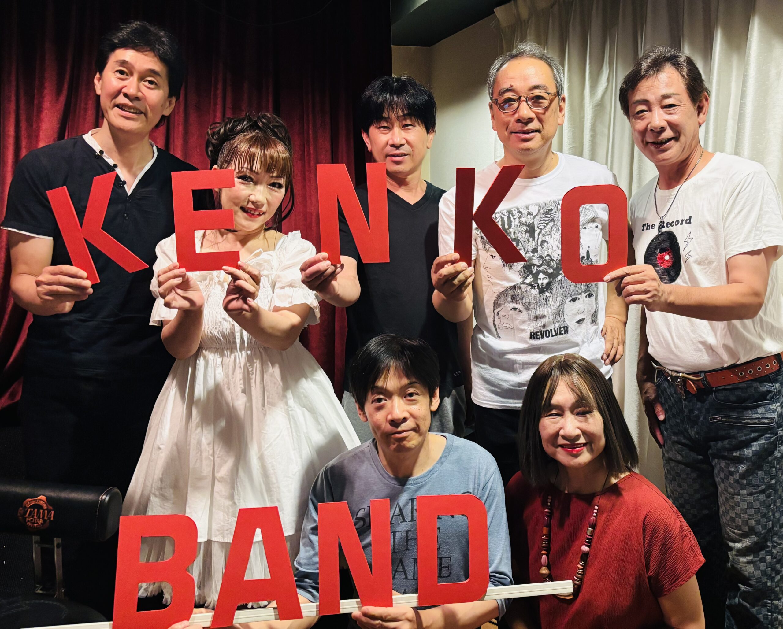 健康バンド with キティ＆シオン